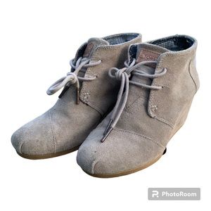 Toms Tan Heel Boot W 6